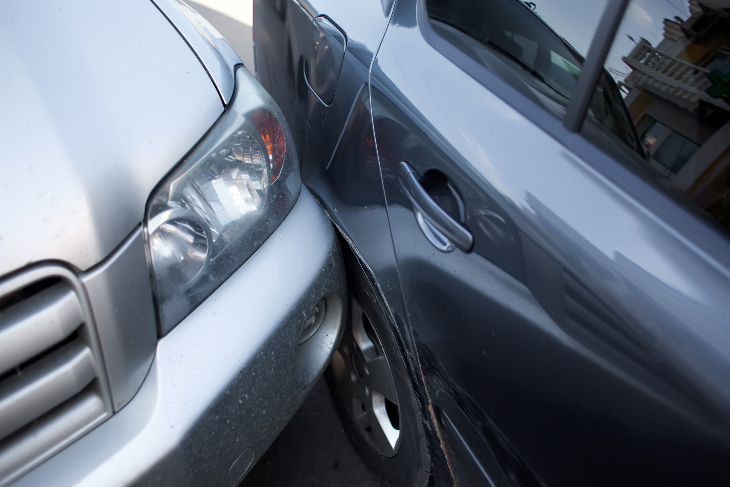 Motor Vehicle Accident Causes 2 Injuries in Tennessee