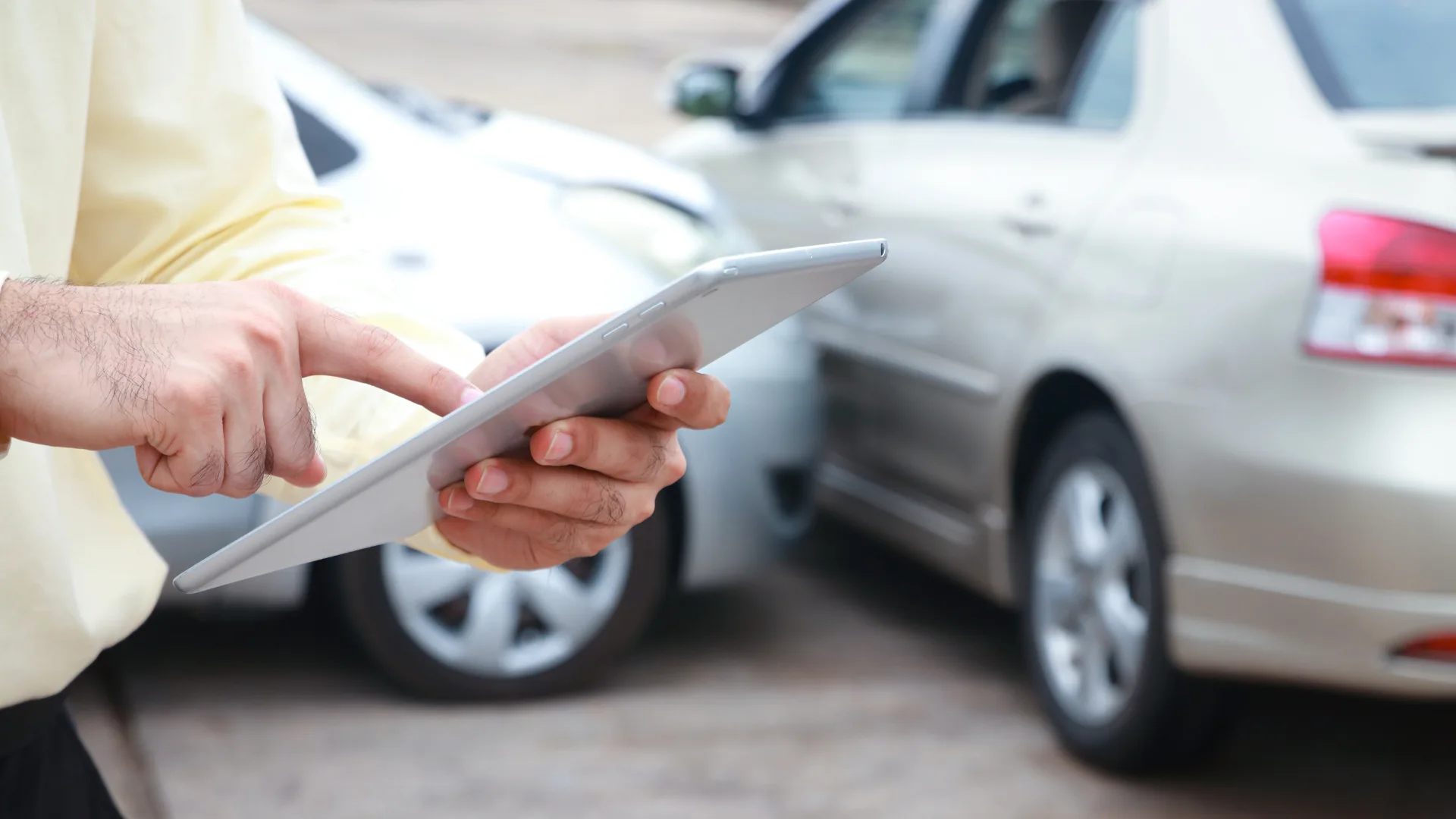 How Insurance Companies Calculate Settlement Offers