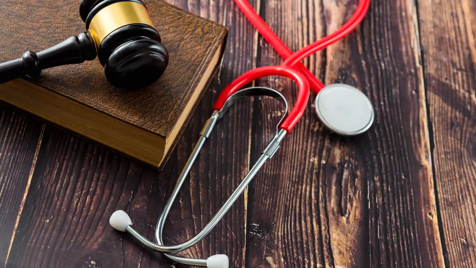 The Role of Medical Experts in Malpractice Lawsuits