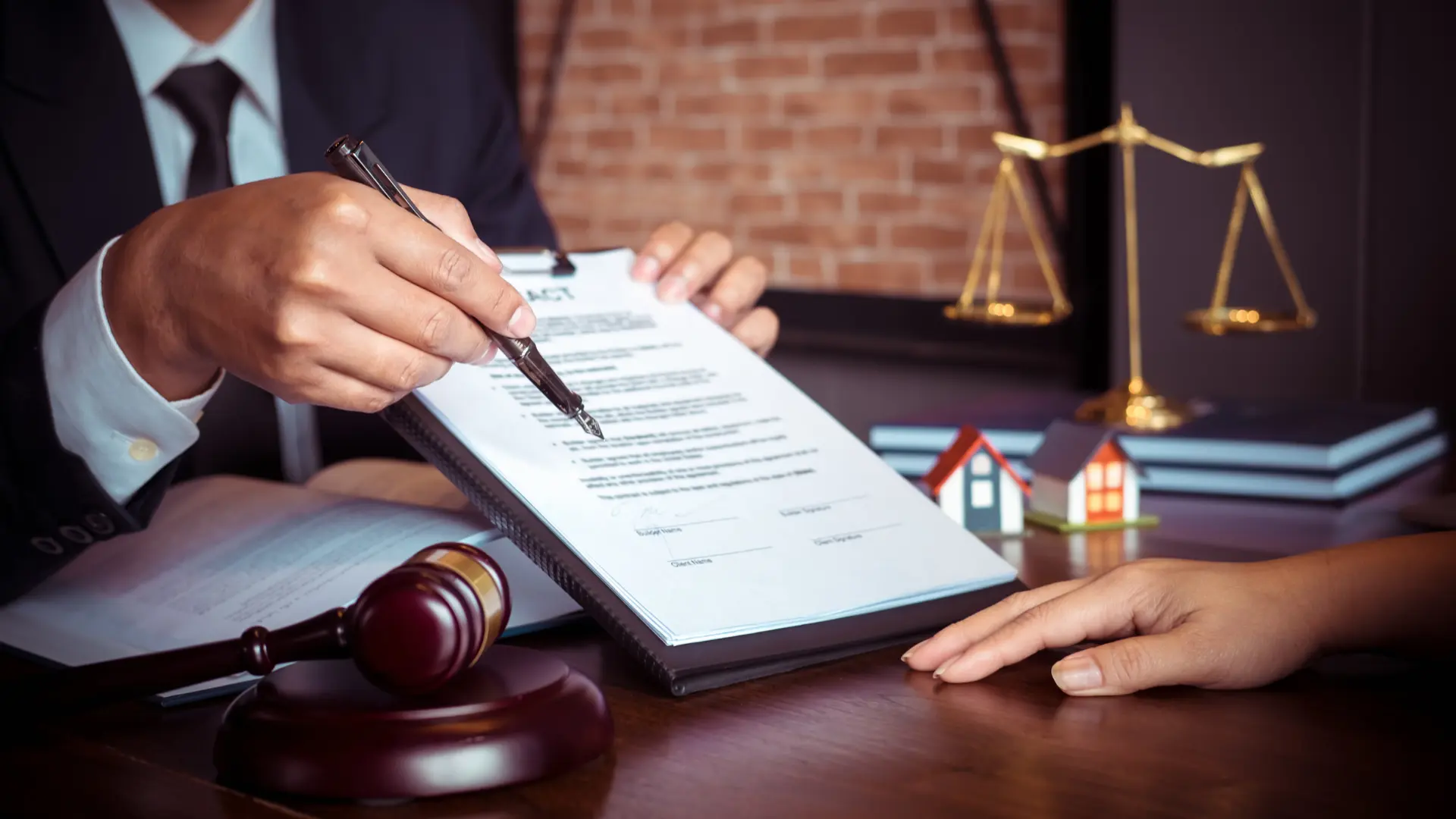 Understanding Lawyer Fees in Personal Injury Settlements